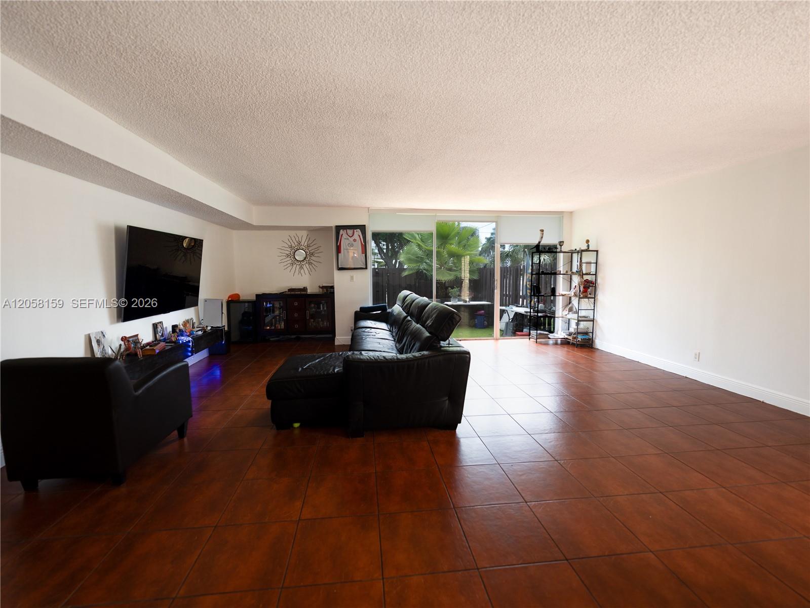 Photo of 2200 7th St (2200), Hallandale Beach, Florida, 33009 -
