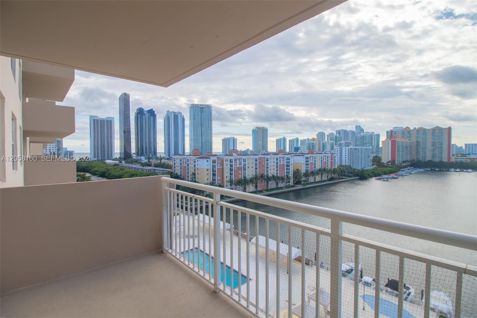 See details 2102 2 / 2 1275 sq. ft. $ 2026-07-22 0 Photo