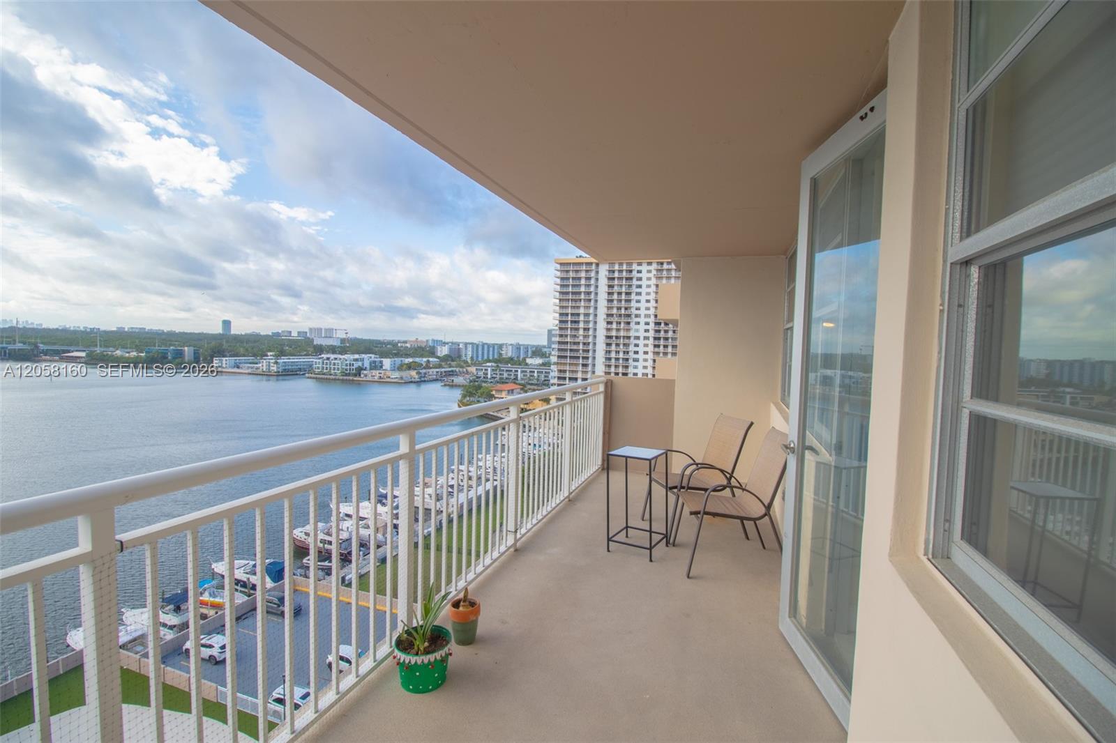 See details 2102 2 / 2 1275 sq. ft. $ 2026-07-22 0 Photo