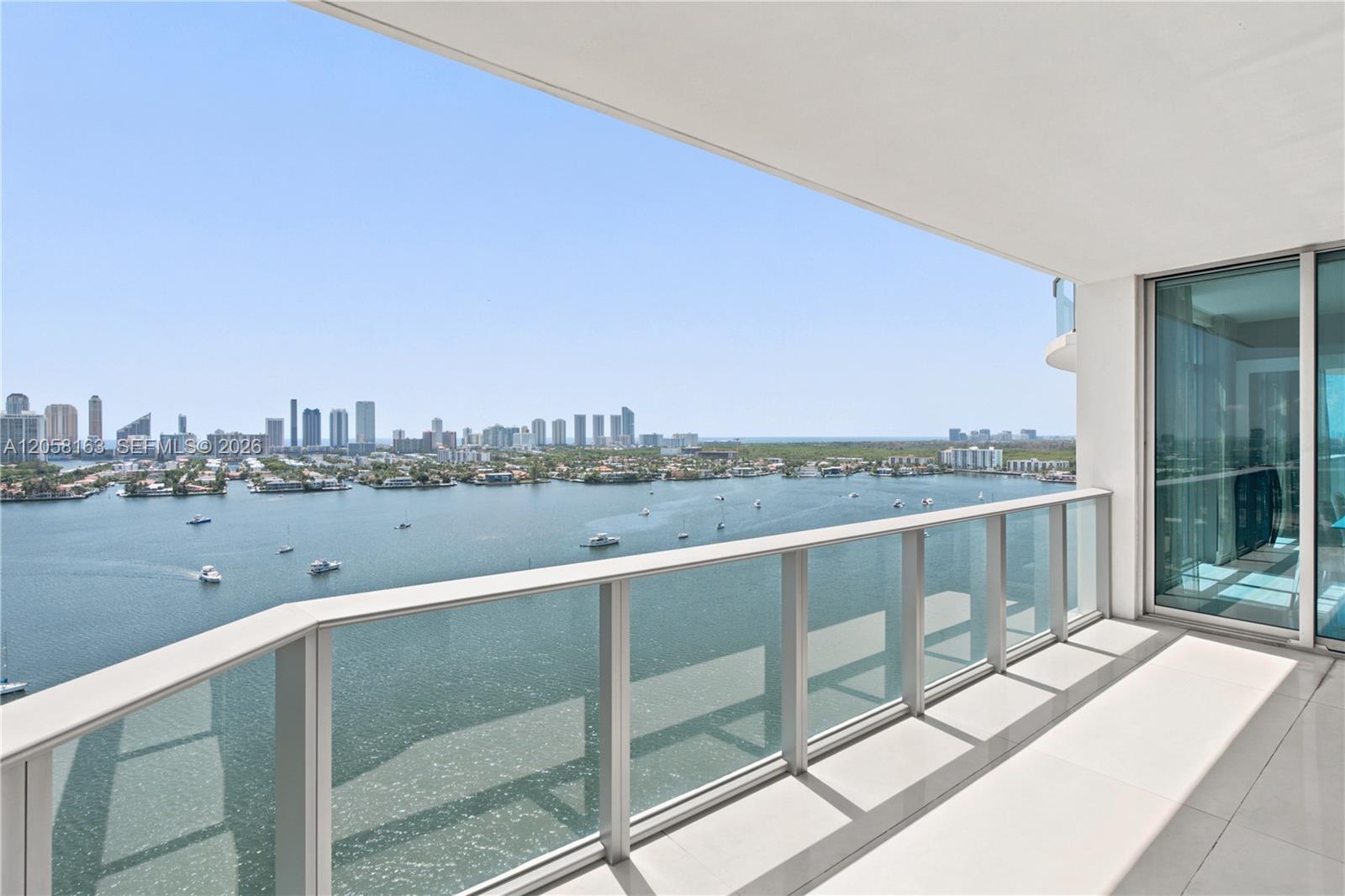 Photo of 17301 Biscayne Blvd #2010, North Miami Beach, Florida, 33160 -
