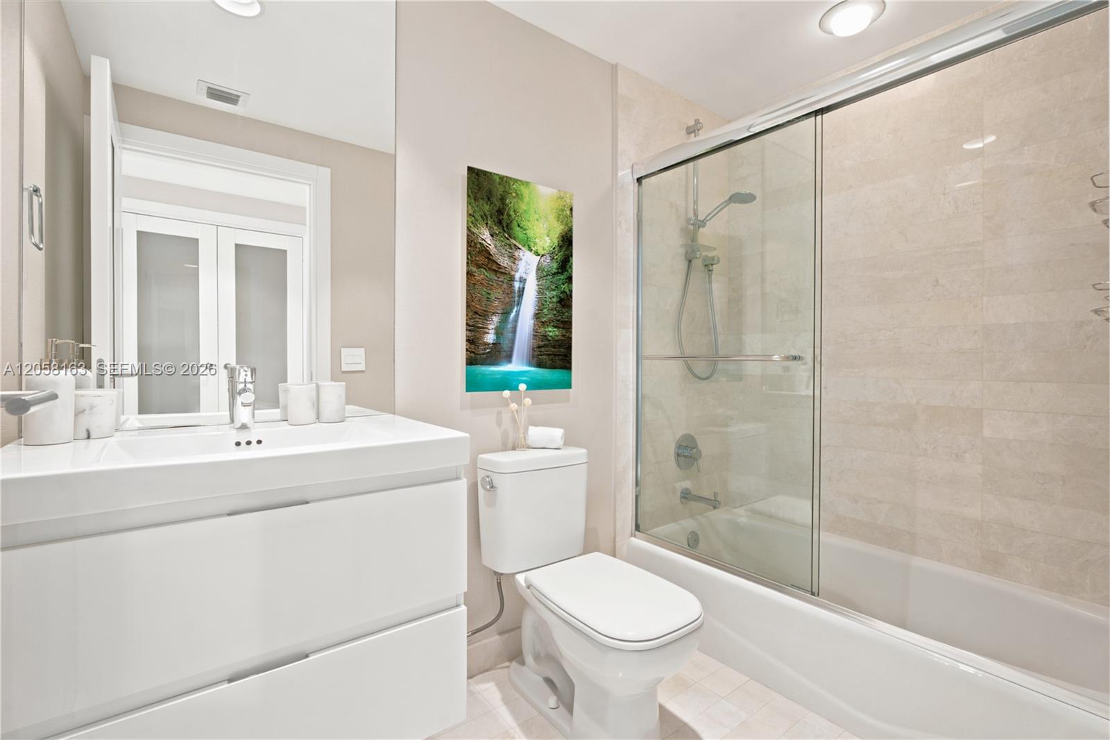 Photo of 17301 Biscayne Blvd #2010, North Miami Beach, Florida, 33160 -