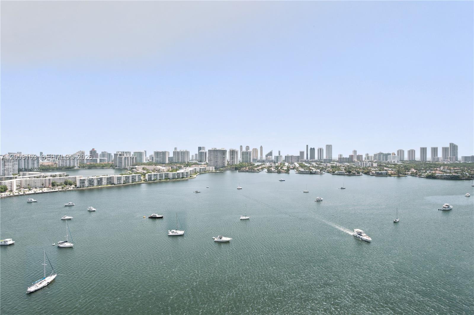 Photo of 17301 Biscayne Blvd #2010, North Miami Beach, Florida, 33160 -