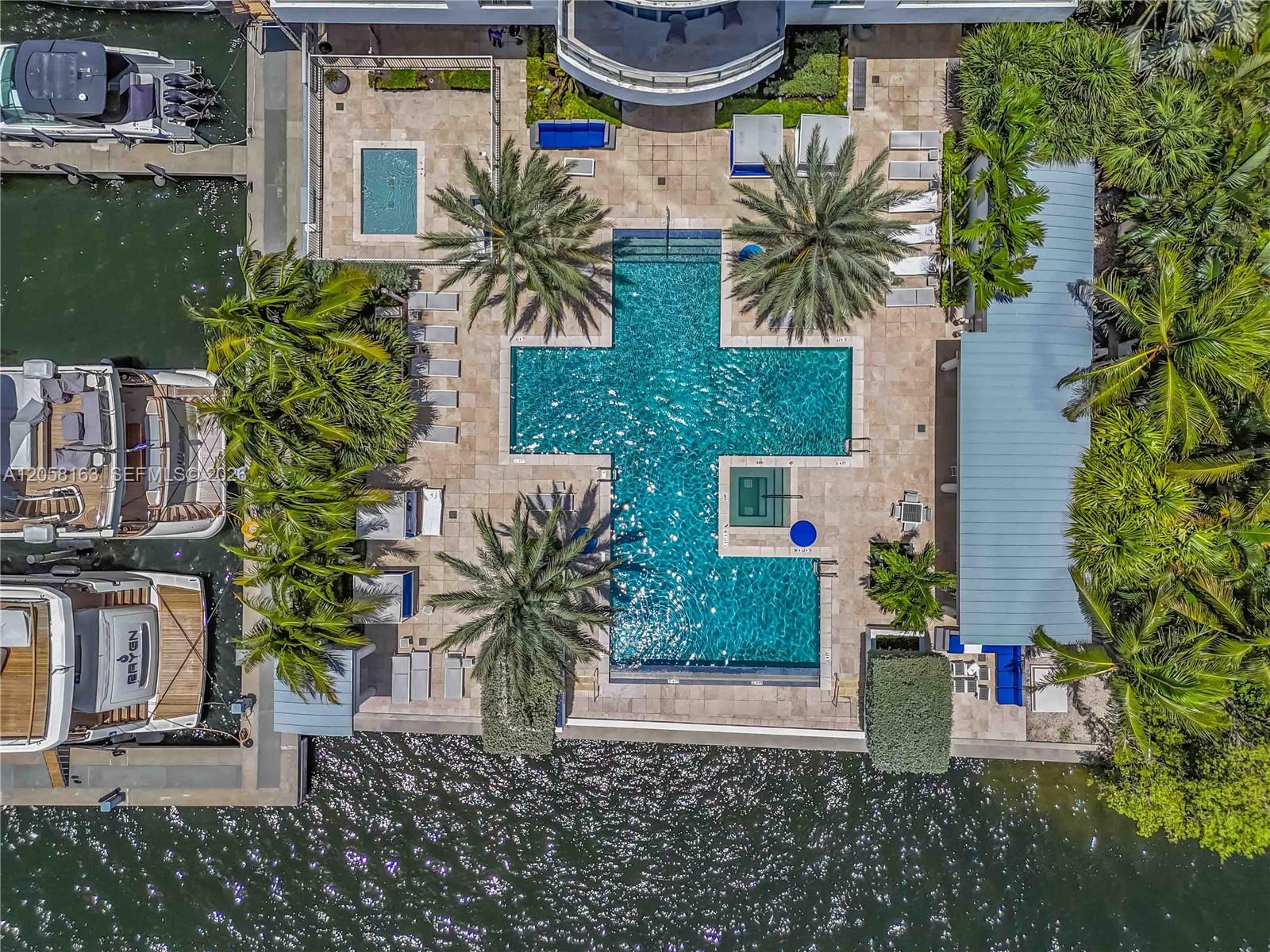 Photo of 17301 Biscayne Blvd #2010, North Miami Beach, Florida, 33160 -