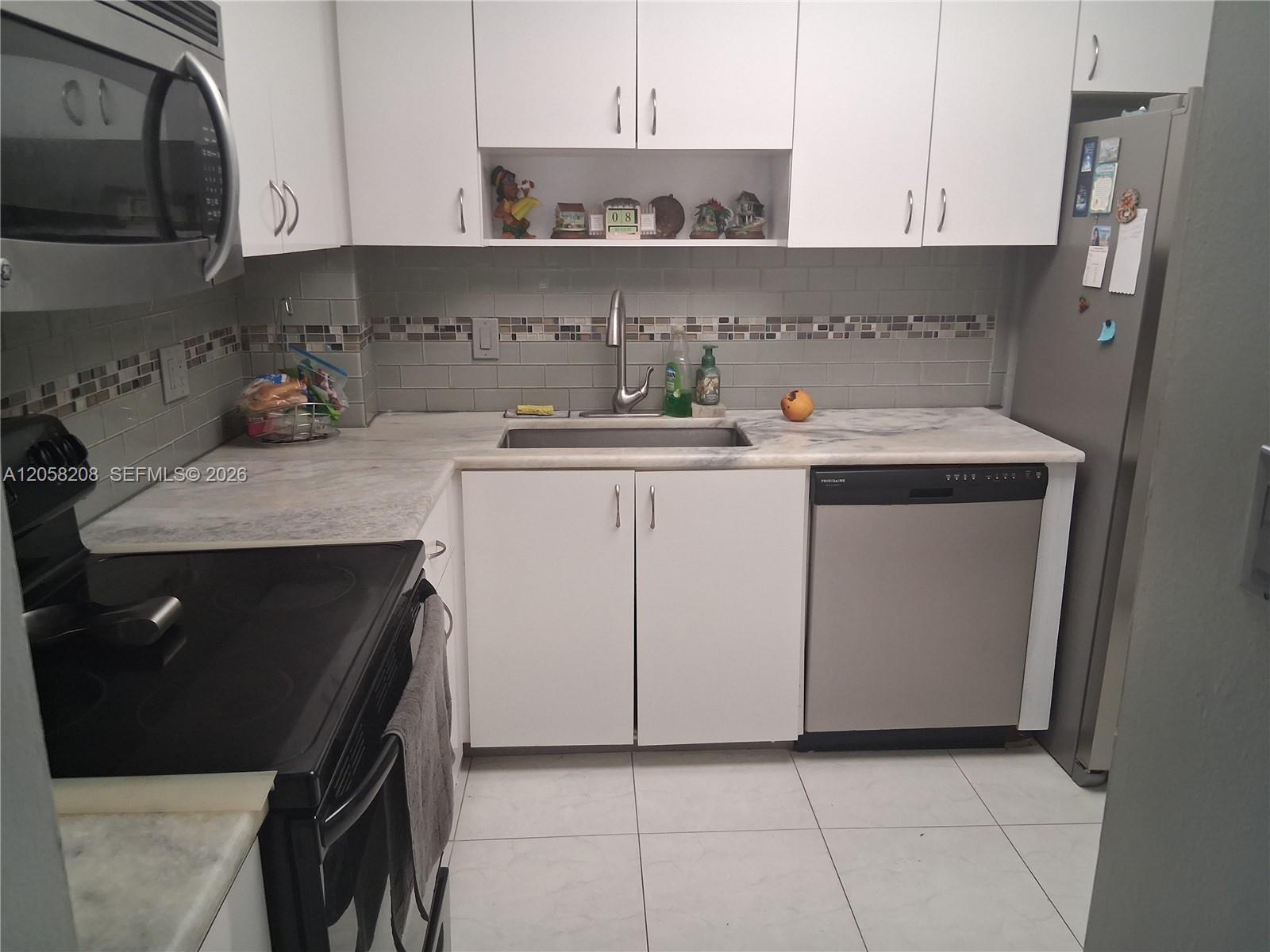 See details 201B 2 / 2 1132 sq. ft. $ 2026-07-22 0 Photo