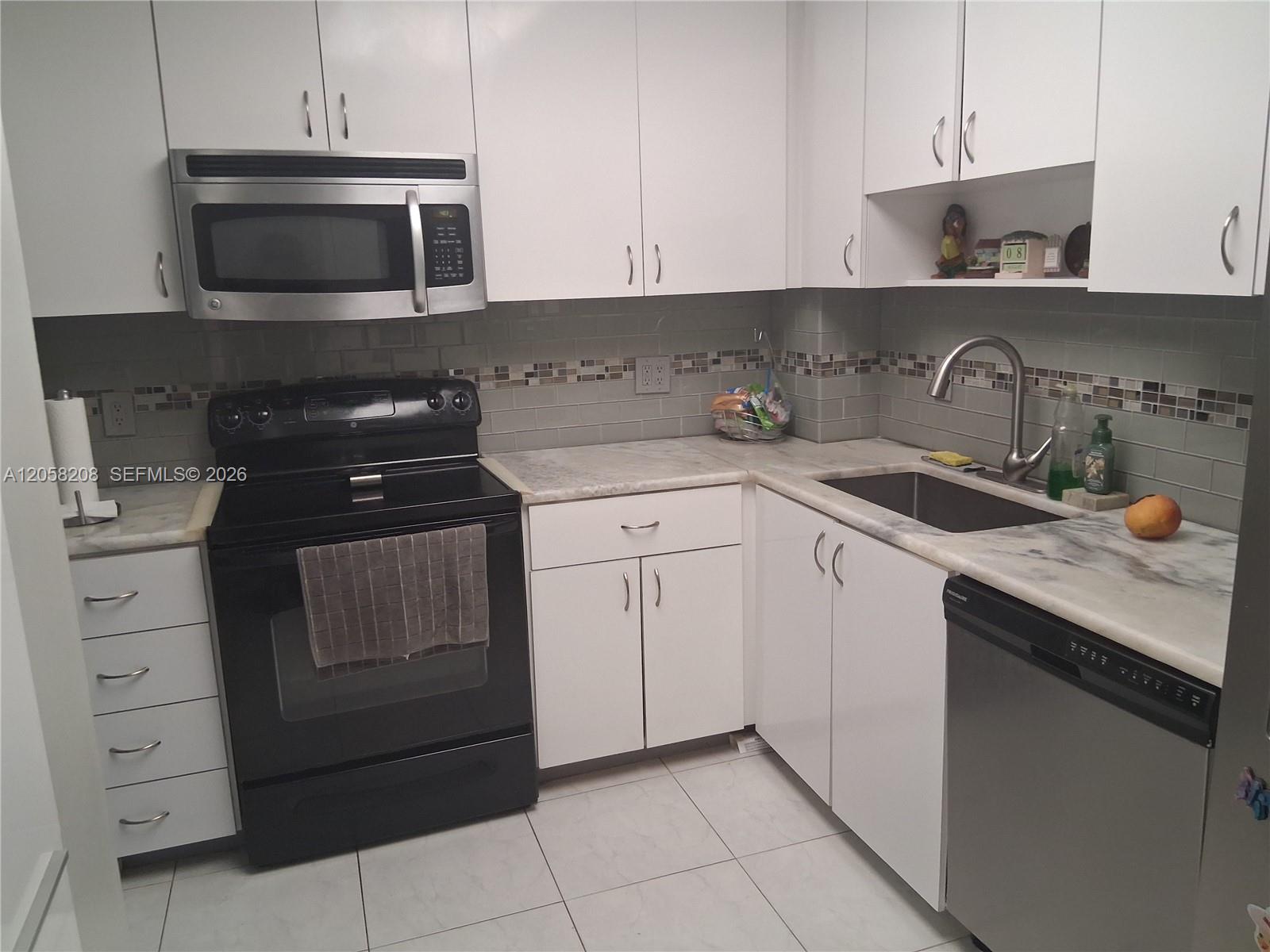 See details 201B 2 / 2 1132 sq. ft. $ 2026-07-22 0 Photo