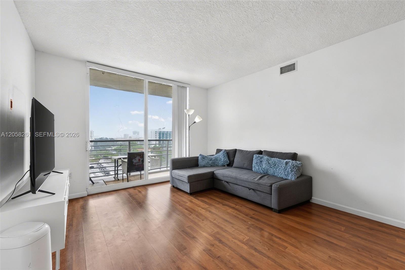 Photo of 18800 29th Ave #904, Aventura, Florida, 33180 -