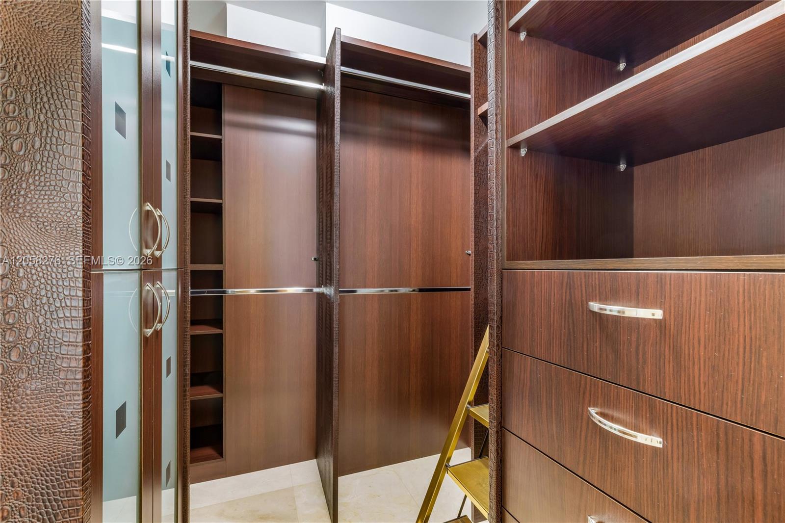 See details 3505 2 / 2 1435 sq. ft. $ 2026-07-22 0 Photo