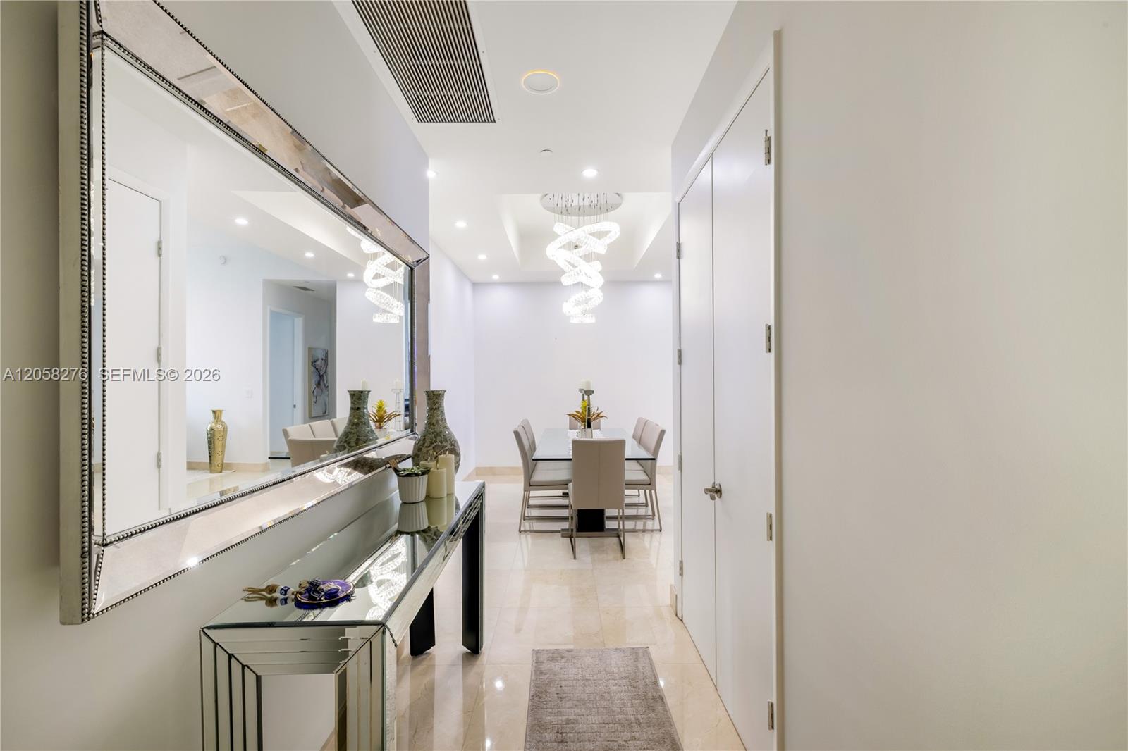 See details 3505 2 / 2 1435 sq. ft. $ 2026-07-22 0 Photo