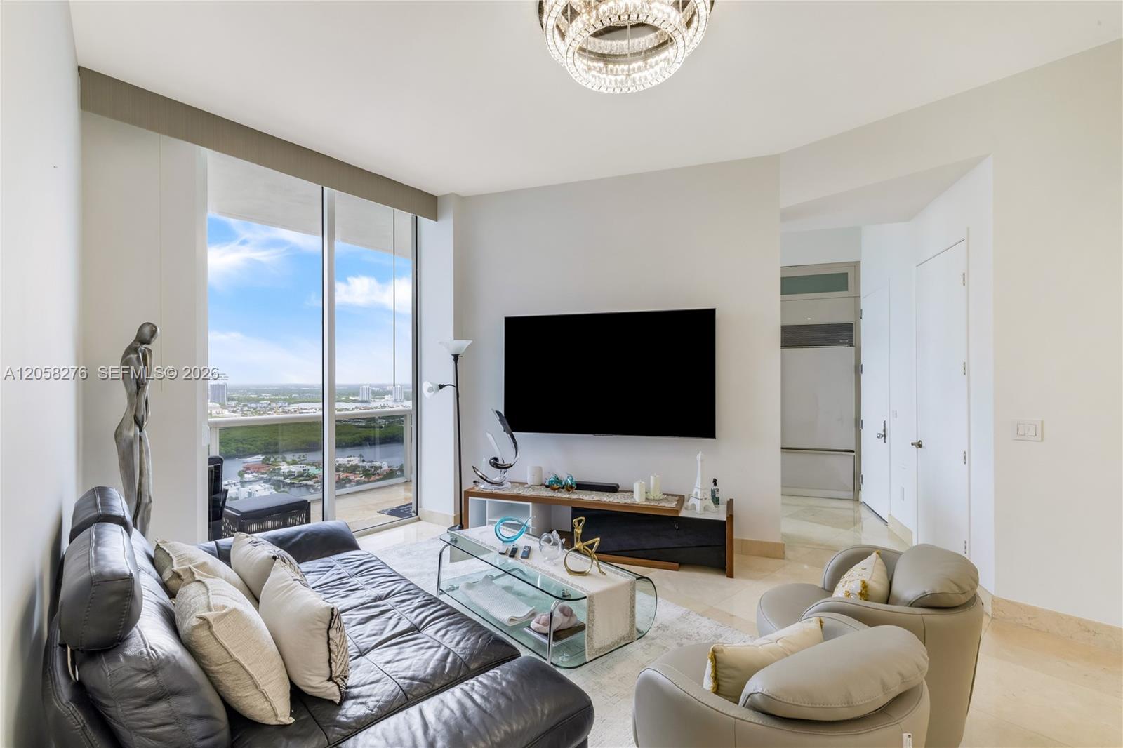 See details 3505 2 / 2 1435 sq. ft. $ 2026-07-22 0 Photo
