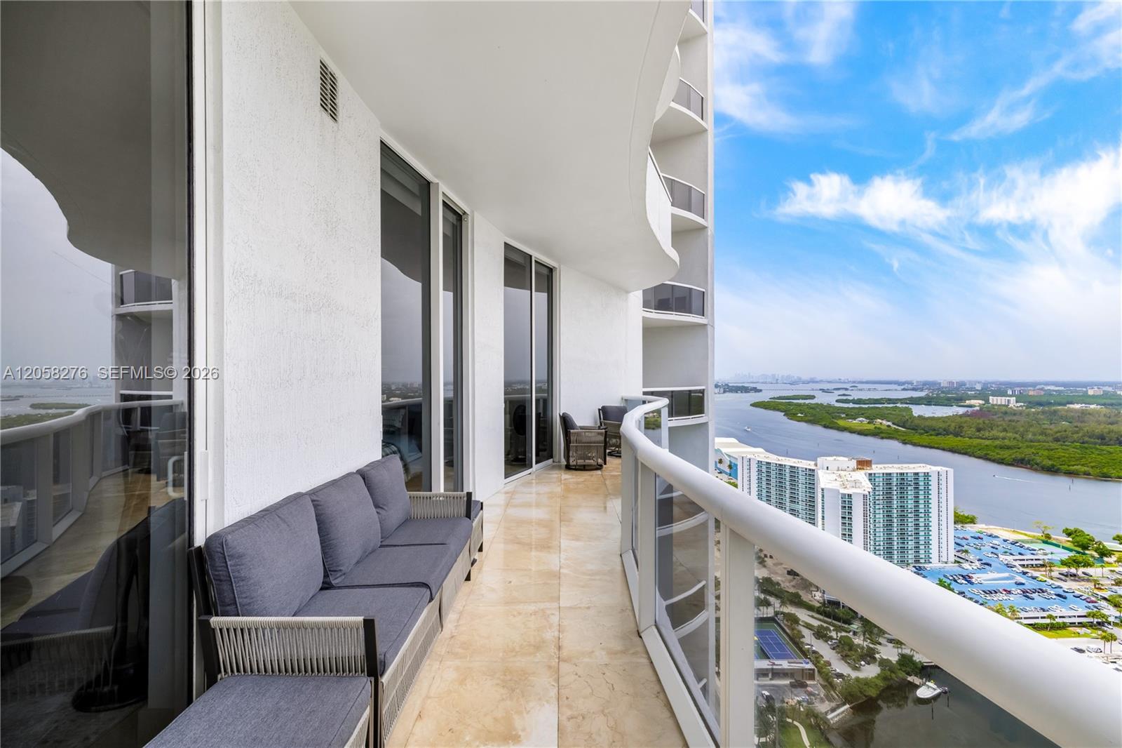 See details 3505 2 / 2 1435 sq. ft. $ 2026-07-22 0 Photo