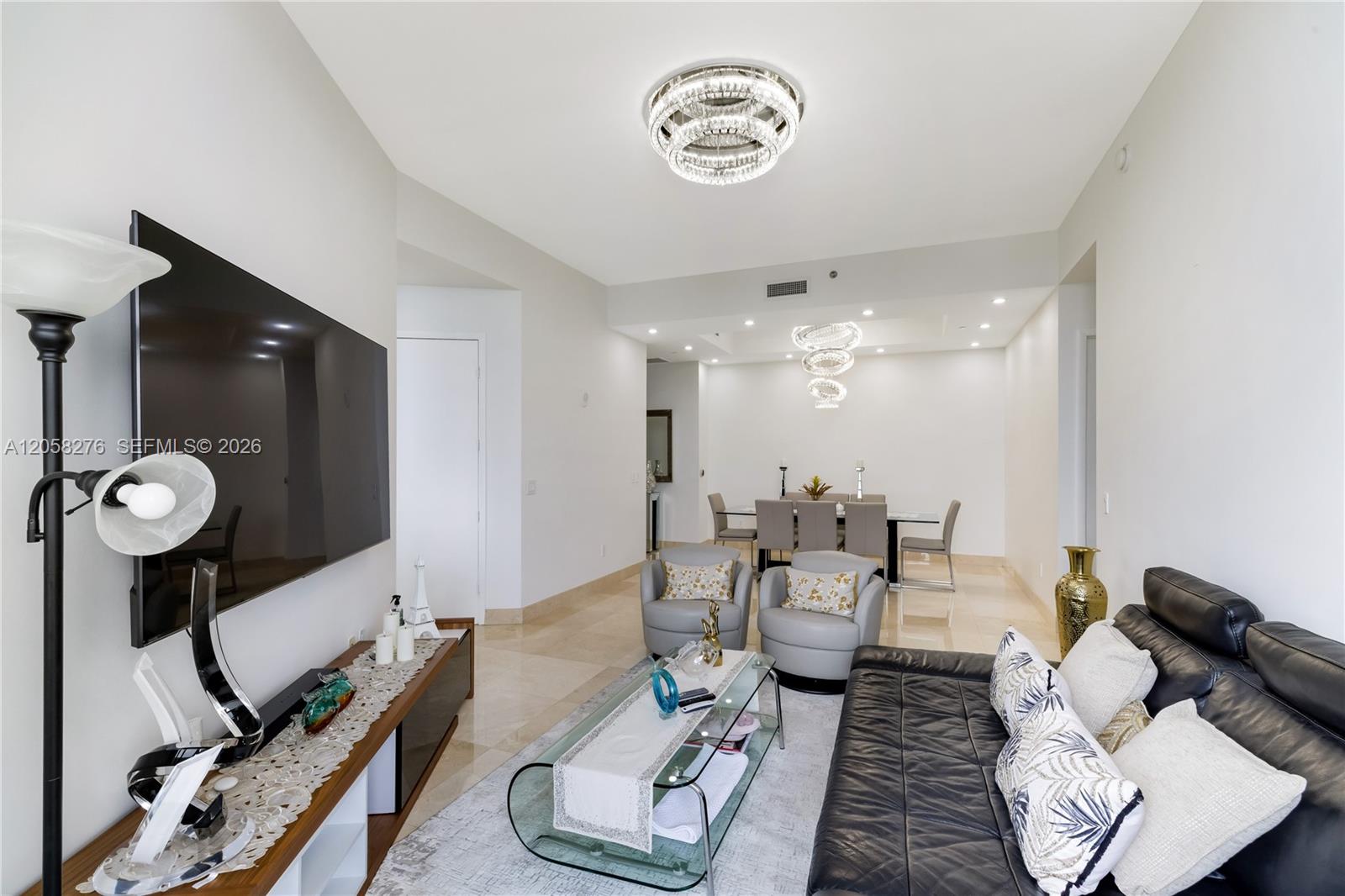 See details 3505 2 / 2 1435 sq. ft. $ 2026-07-22 0 Photo