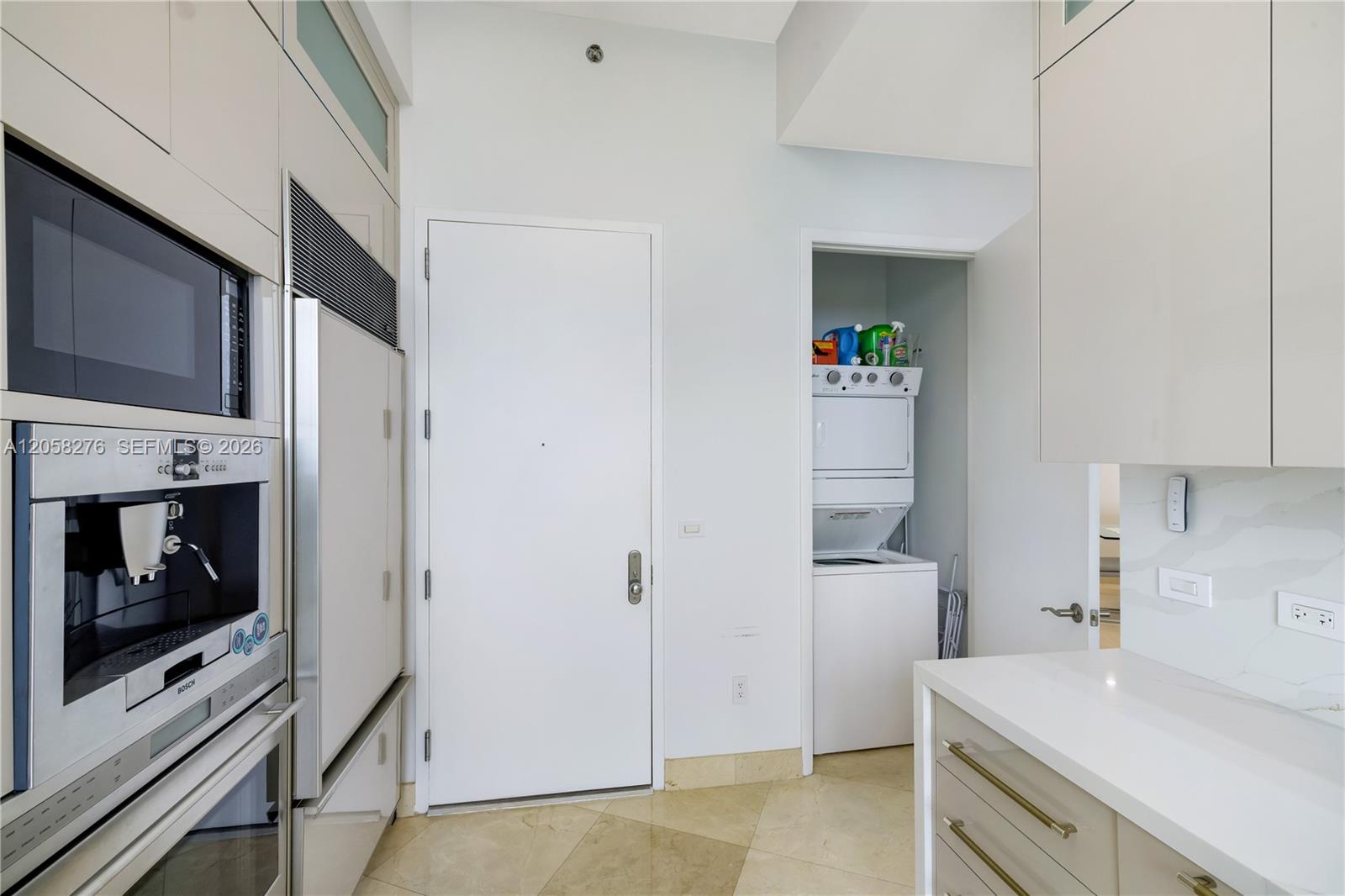 See details 3505 2 / 2 1435 sq. ft. $ 2026-07-22 0 Photo