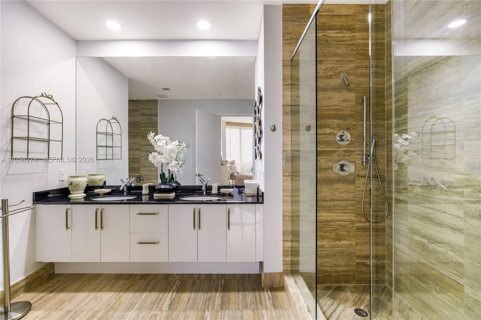 See details 3505 2 / 2 1435 sq. ft. $ 2026-07-22 0 Photo