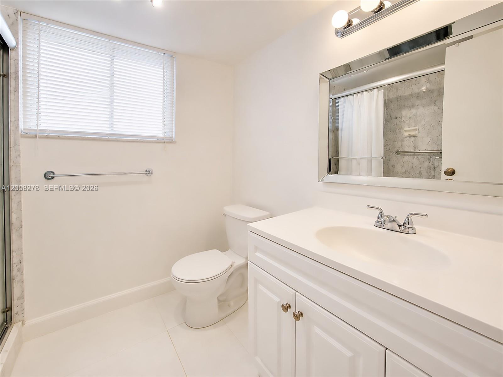Photo of 2401 Ocean Dr  #1007, Hollywood, Florida, 33019 - 