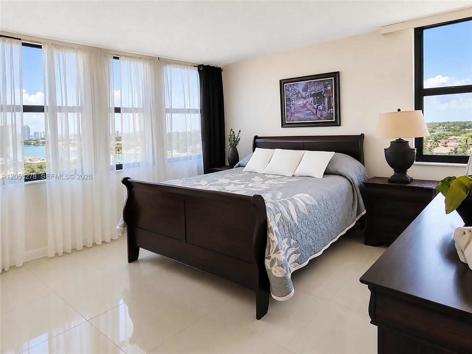 Photo of 2401 Ocean Dr  #1007, Hollywood, Florida, 33019 - 