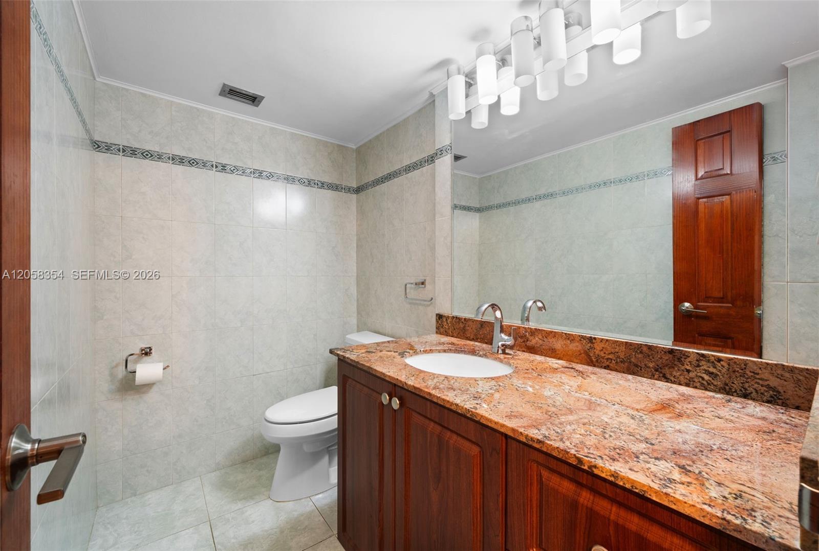 Photo of 2030 Ocean Dr #1701, Hallandale Beach, Florida, 33009 -
