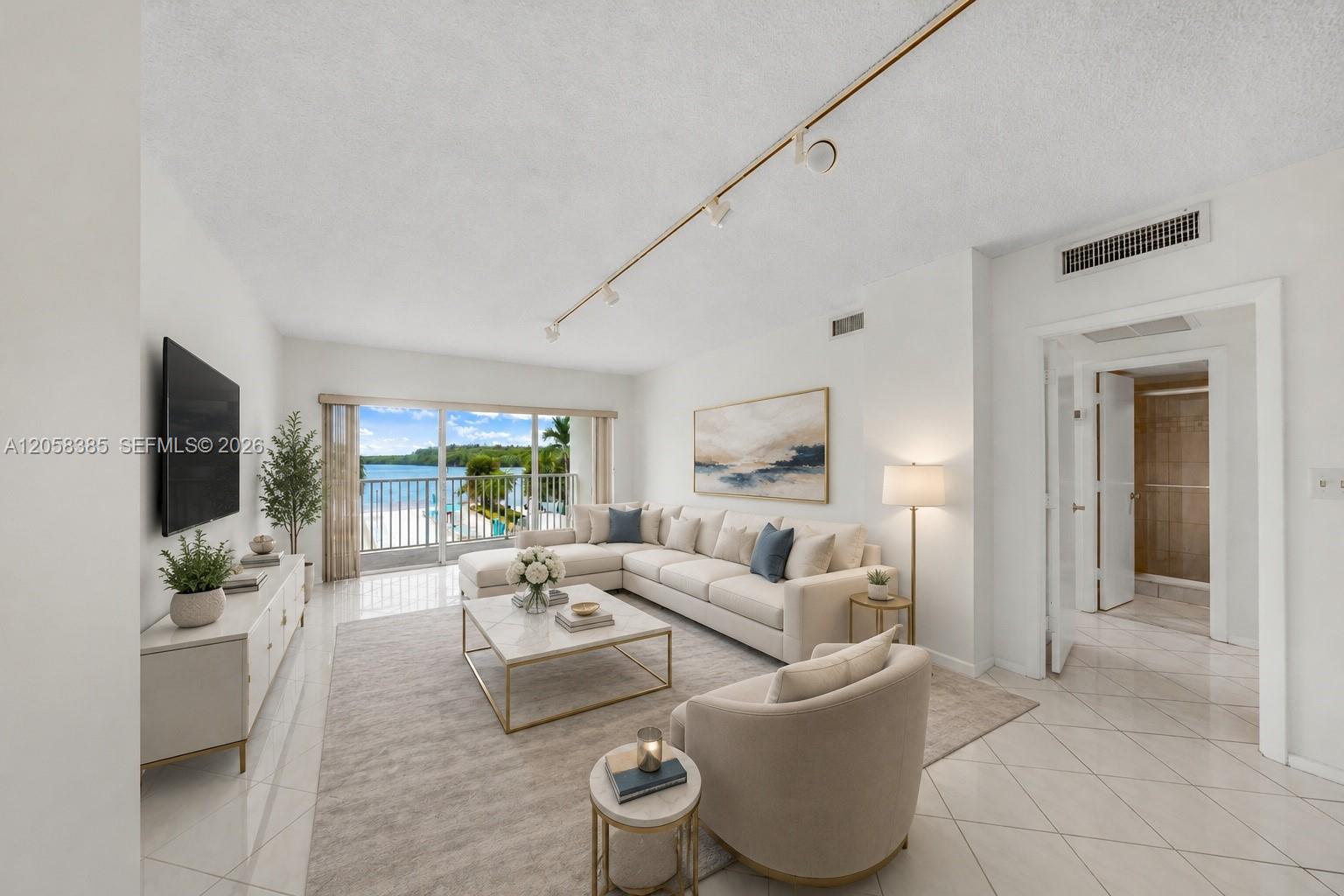 202 1 / 2 762 sq. ft. $ 2026-07-22 0 Photo
