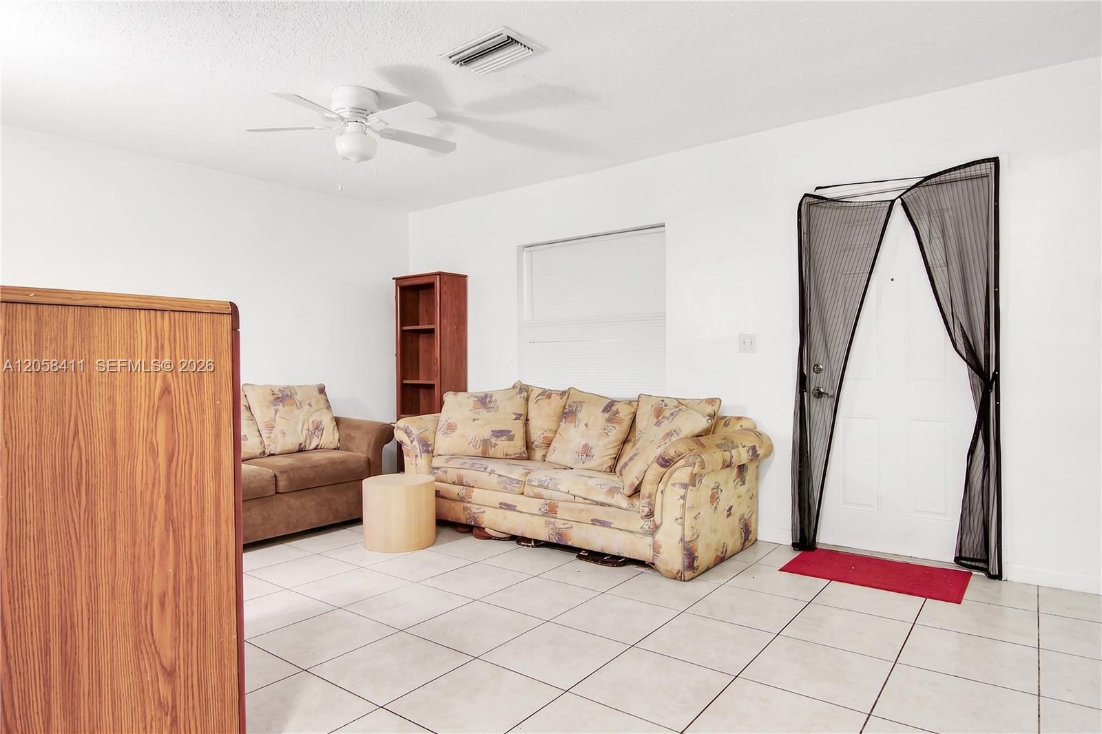 See details 1-5 / sq. ft. $ 2026-07-23 0 Photo