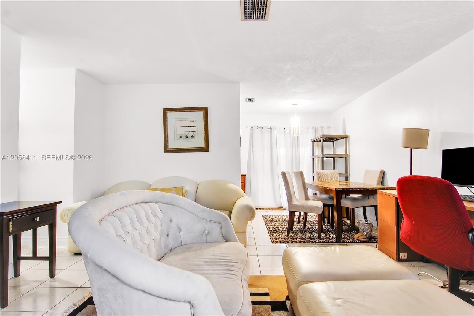 See details 1-5 / sq. ft. $ 2026-07-23 0 Photo