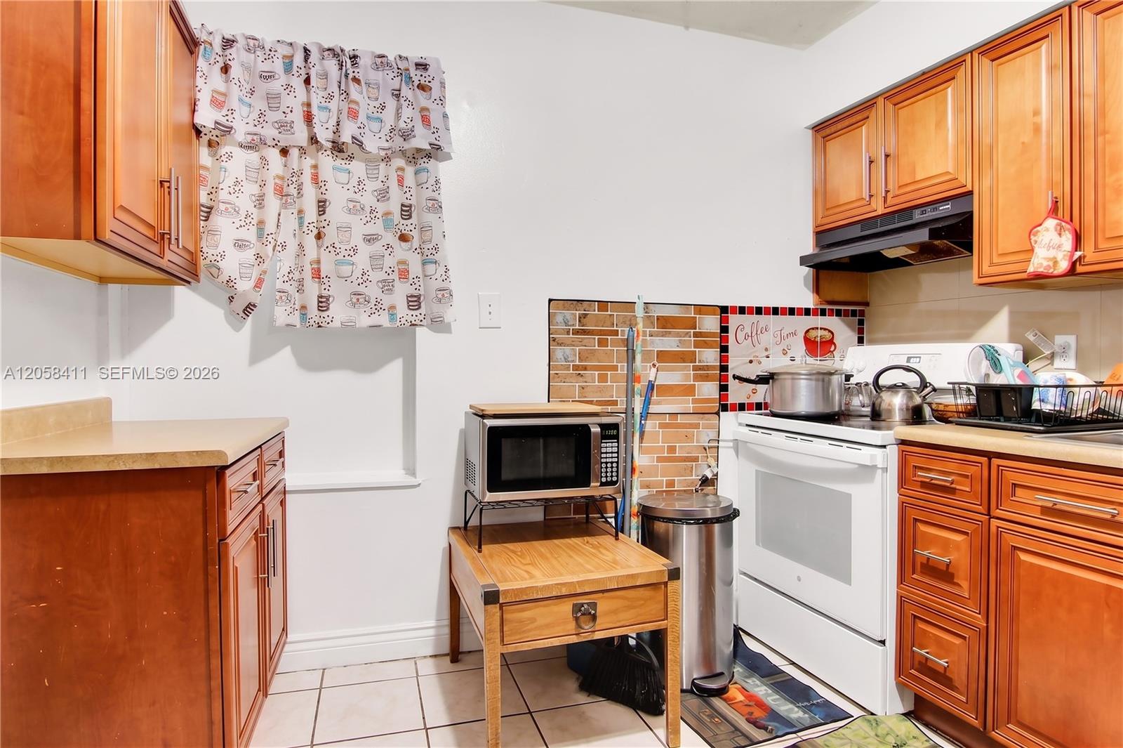 See details 1-5 / sq. ft. $ 2026-07-23 0 Photo