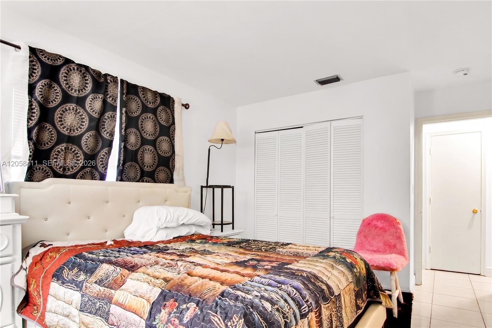 See details 1-5 / sq. ft. $ 2026-07-23 0 Photo