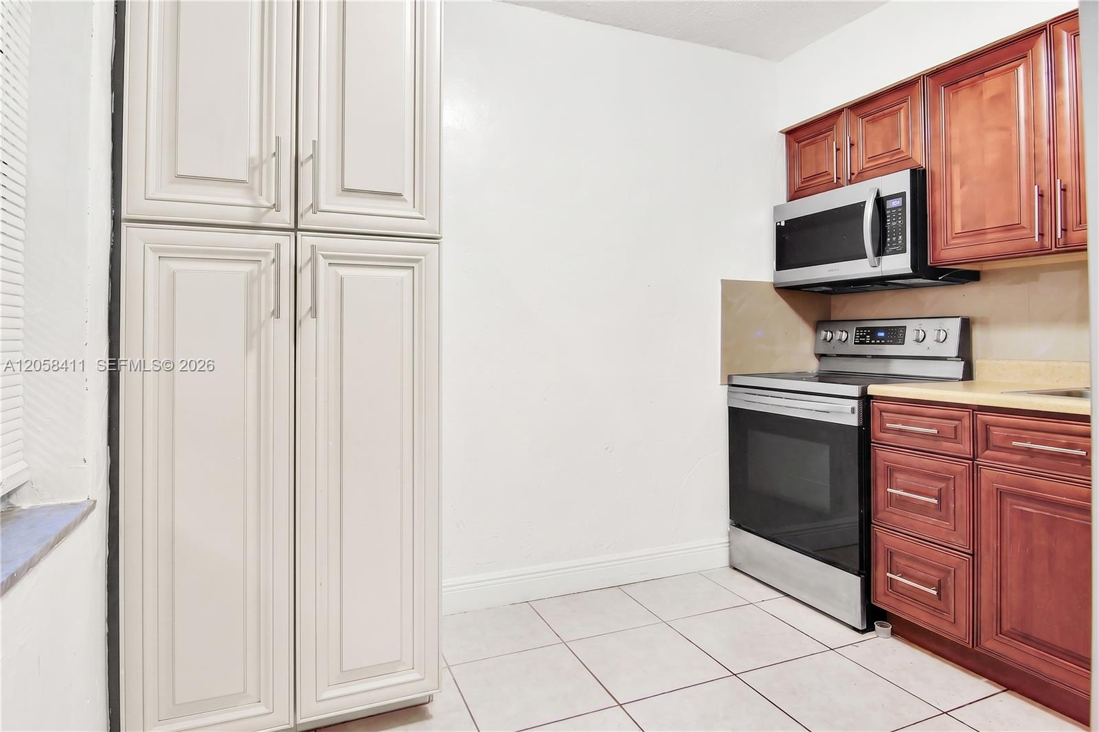 See details 1-5 / sq. ft. $ 2026-07-23 0 Photo