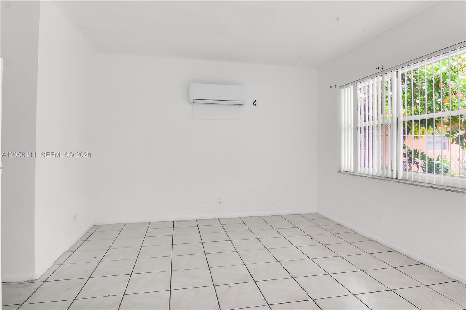 See details 1-5 / sq. ft. $ 2026-07-23 0 Photo