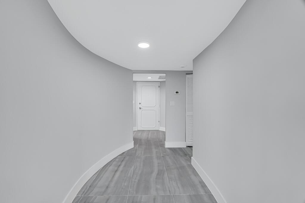 Photo of 2751 Ocean  #1008, Hollywood, Florida, 33019 - 10