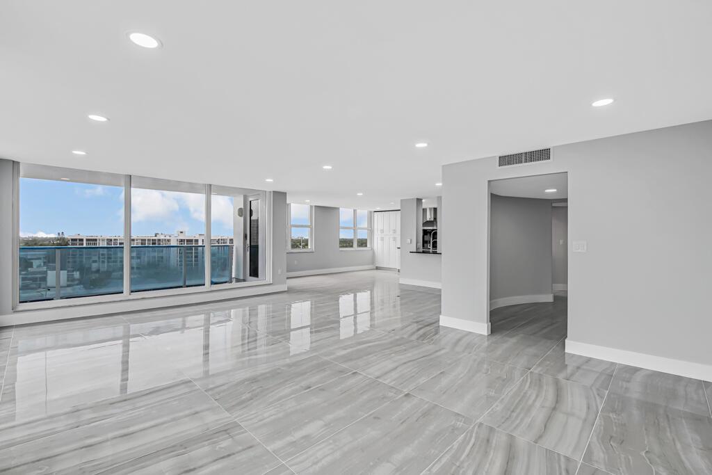 Photo of 2751 Ocean  #1008, Hollywood, Florida, 33019 - 12