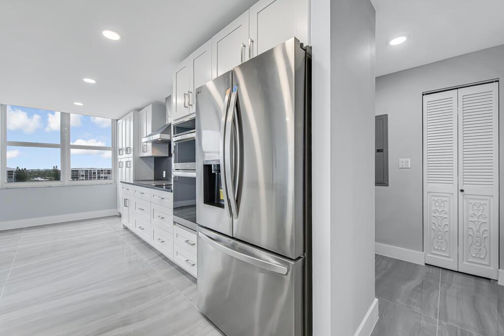 Photo of 2751 Ocean  #1008, Hollywood, Florida, 33019 - 24