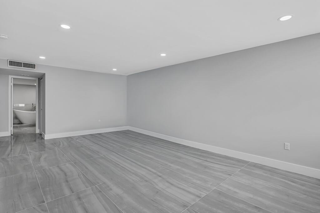 Photo of 2751 Ocean  #1008, Hollywood, Florida, 33019 - 28