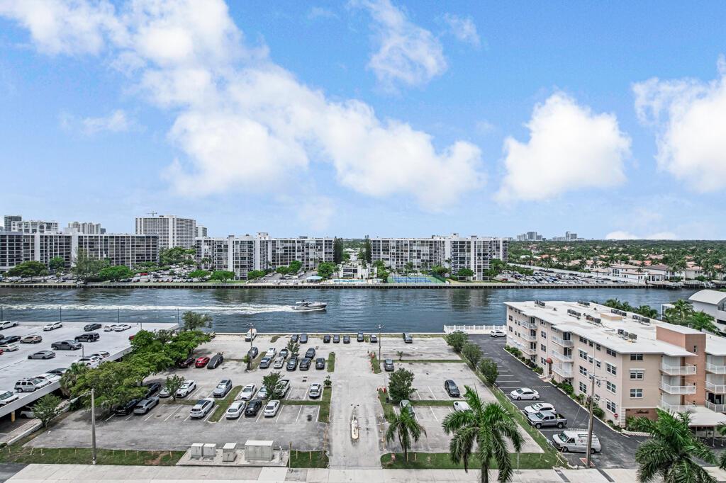 Photo of 2751 Ocean  #1008, Hollywood, Florida, 33019 - 03