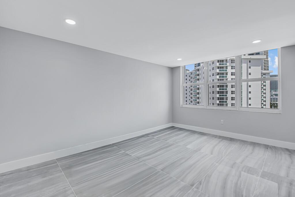 Photo of 2751 Ocean  #1008, Hollywood, Florida, 33019 - 35