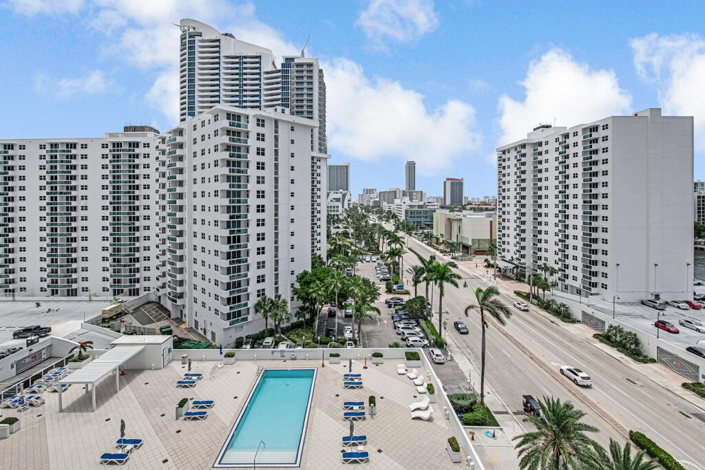 Photo of 2751 Ocean  #1008, Hollywood, Florida, 33019 - 62