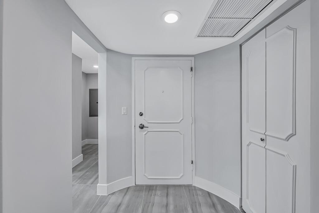 Photo of 2751 Ocean  #1008, Hollywood, Florida, 33019 - 09