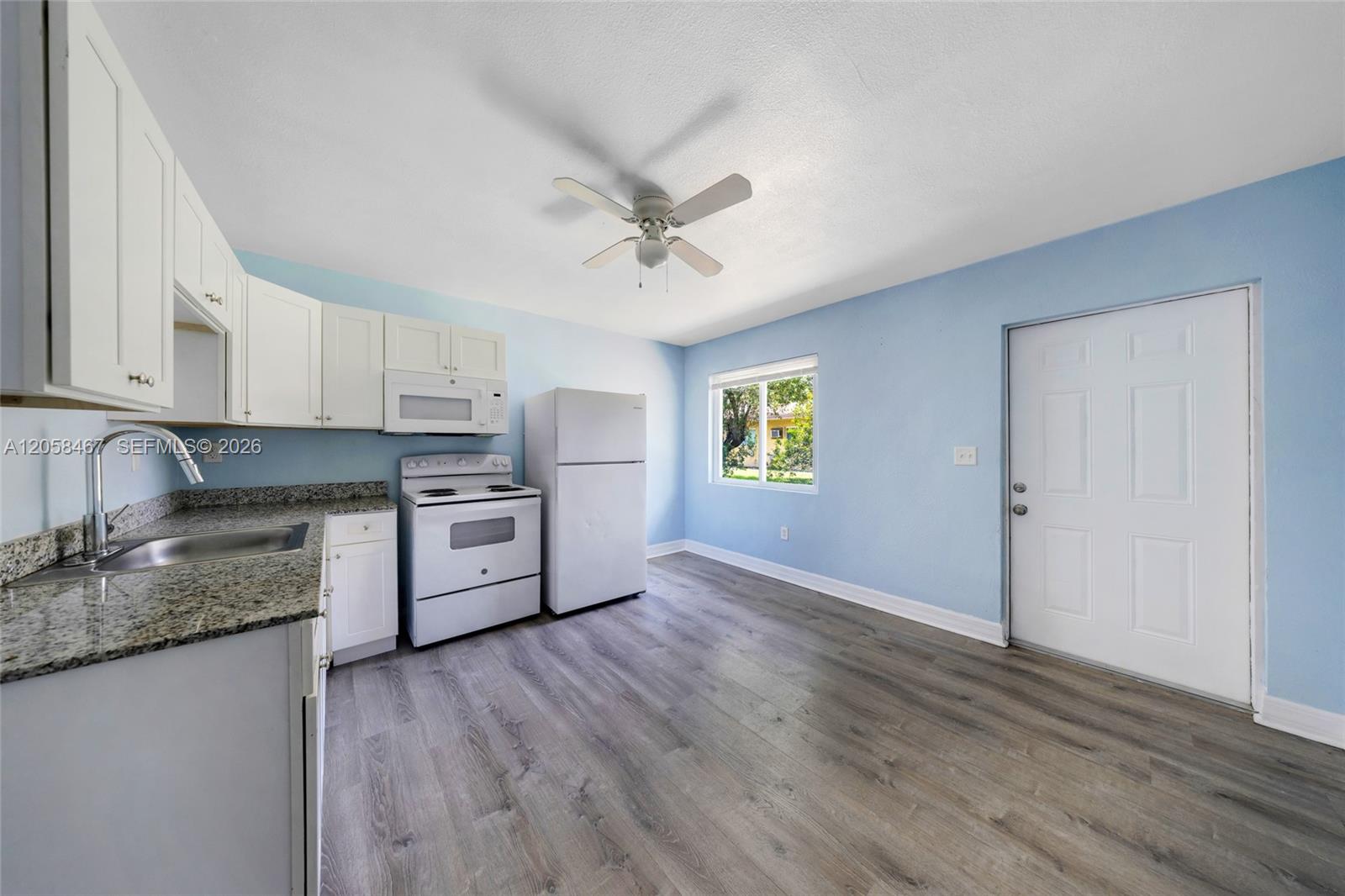 Ver detalles / 3269 sq. ft. $ 2026-07-23 0 foto
