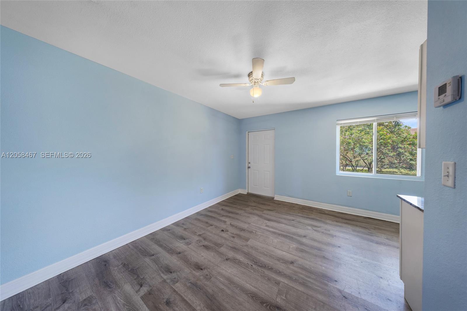 Ver detalles / 3269 sq. ft. $ 2026-07-23 0 foto