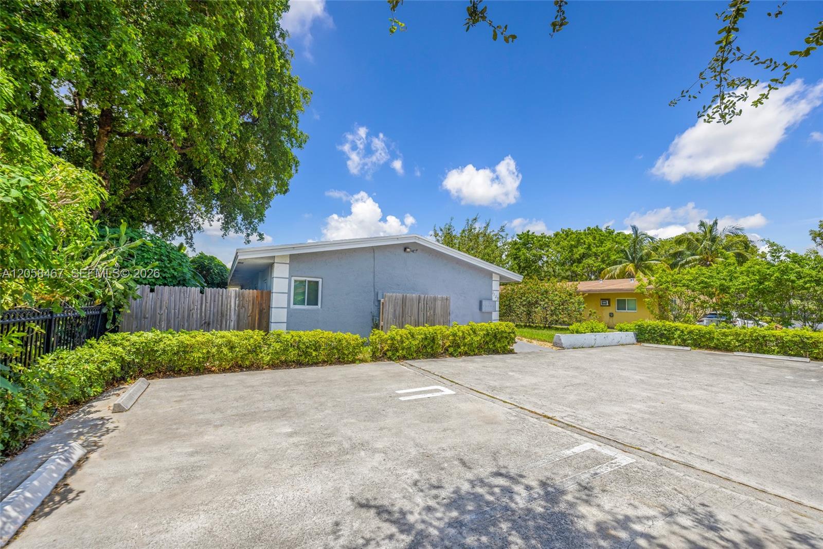 Ver detalles / 3269 sq. ft. $ 2026-07-23 0 foto