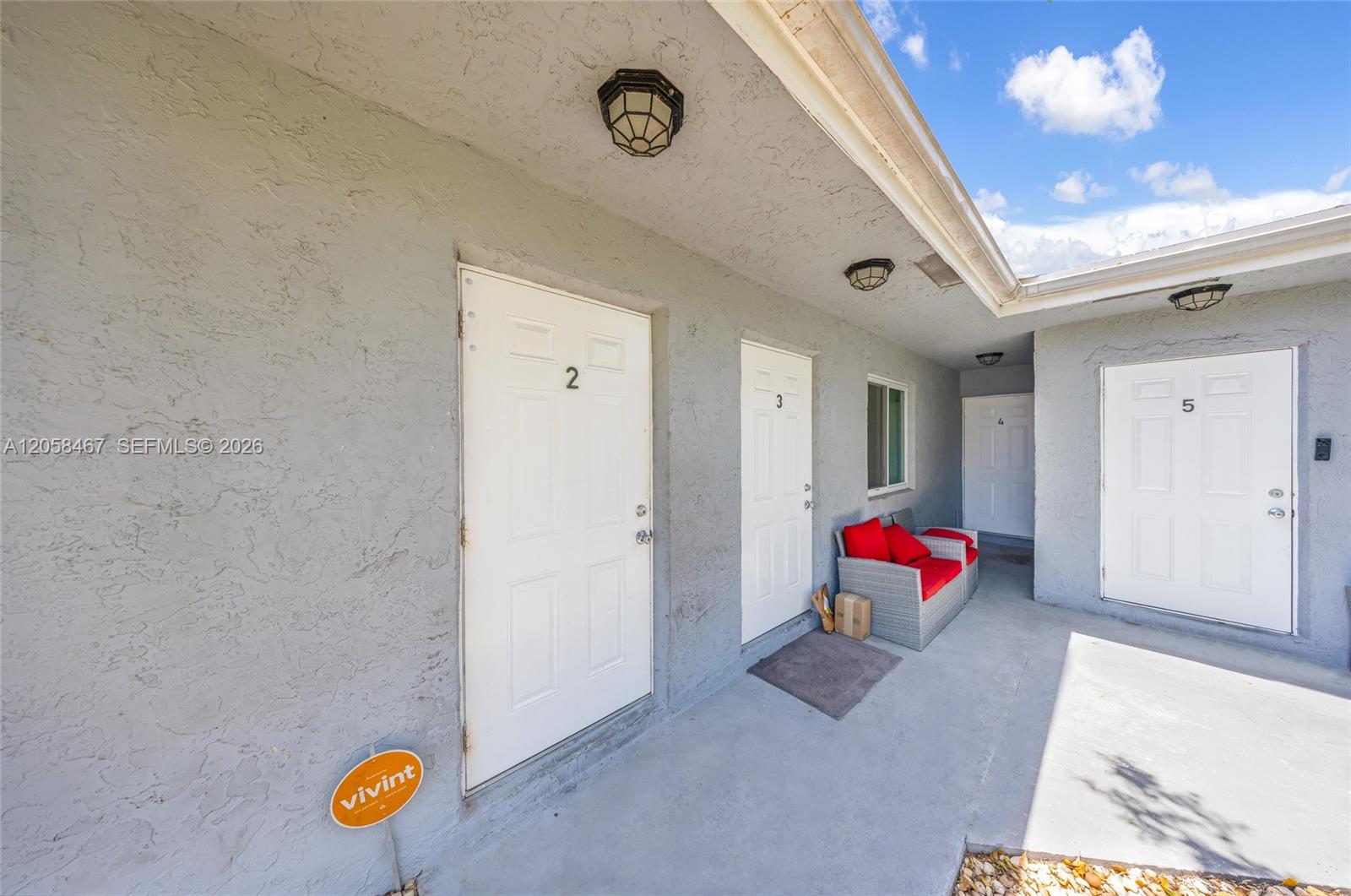 Ver detalles / 3269 sq. ft. $ 2026-07-23 0 foto