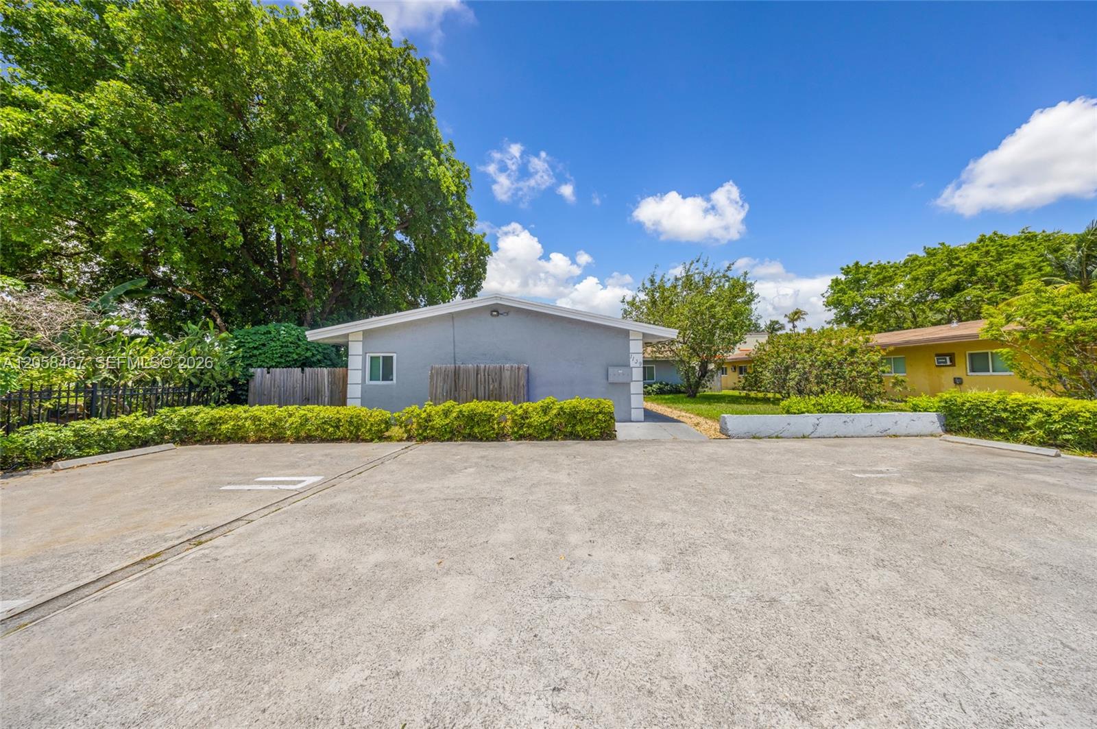Ver detalles / 3269 sq. ft. $ 2026-07-23 0 foto