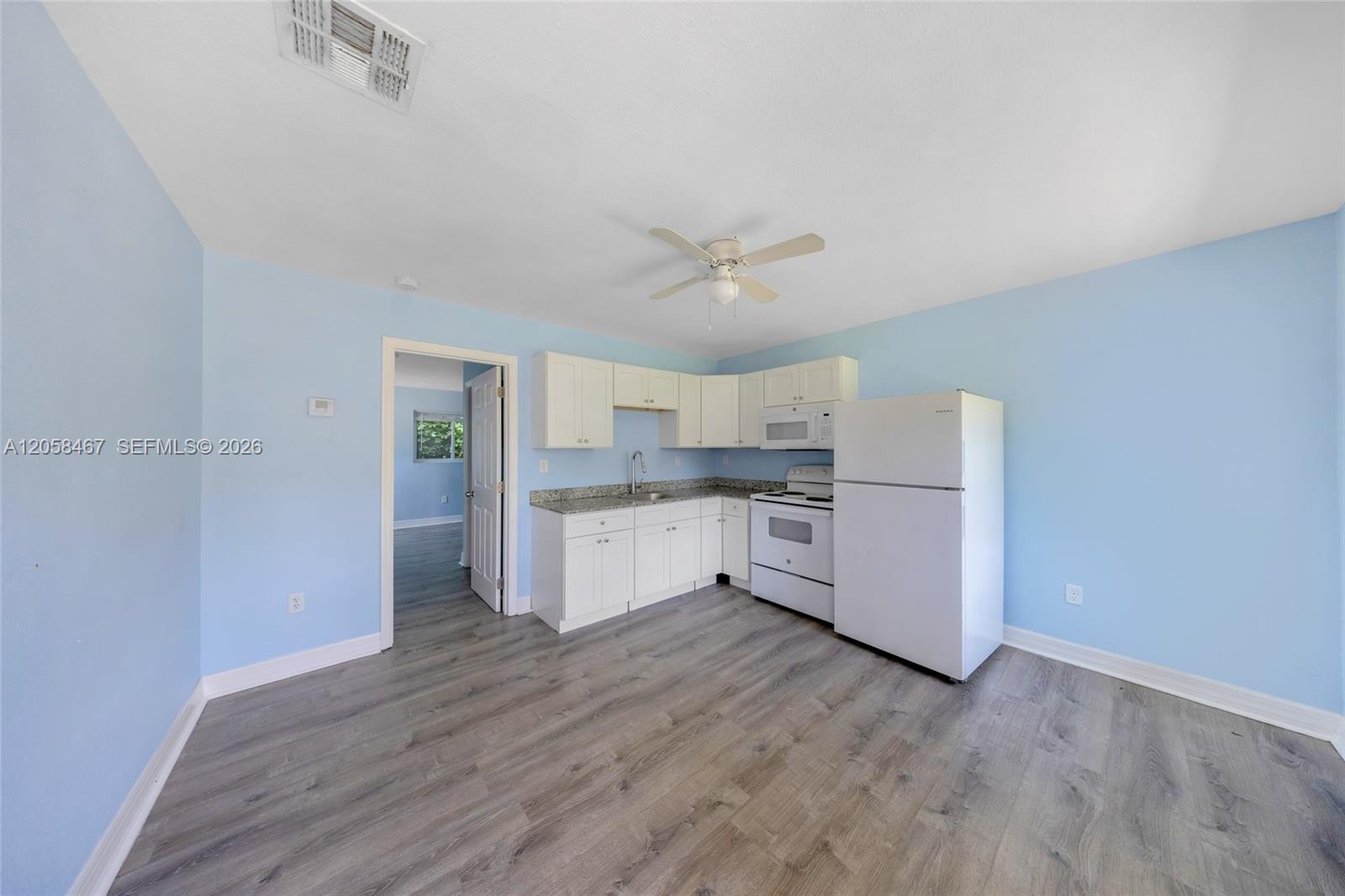 Ver detalles / 3269 sq. ft. $ 2026-07-23 0 foto
