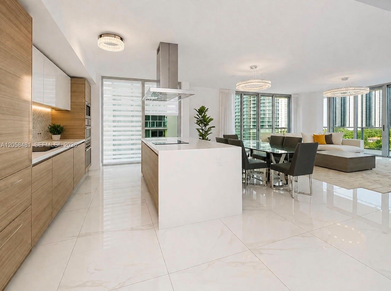 See details 4-802 3 / 4 1892 sq. ft. $ 2026-07-23 0 Photo