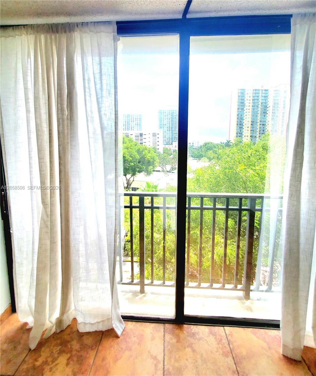 Photo of 17021 Bay Rd #618, Sunny Isles Beach, Florida, 33160 -
