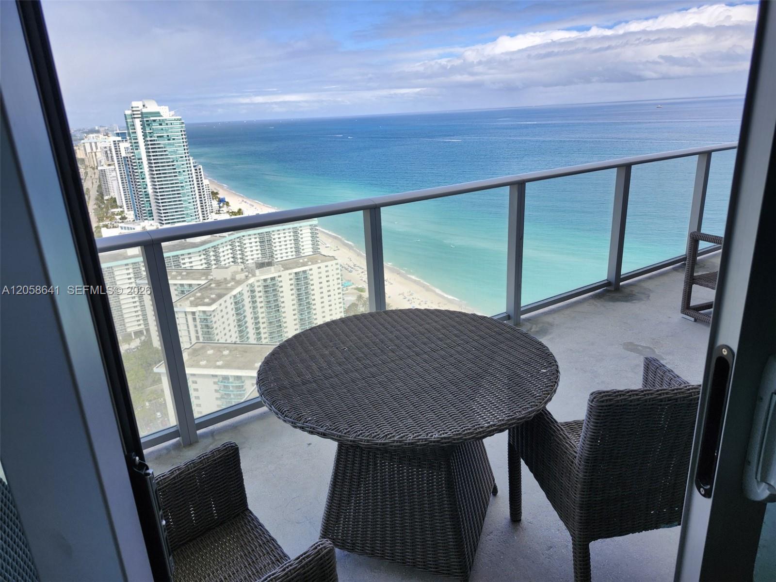 See details 3610 1 / 1 850 sq. ft. $ 2026-07-23 0 Photo