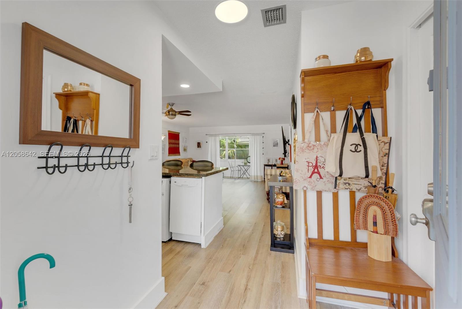 Photo of 233 14th Ave #108, Hallandale Beach, Florida, 33009 -