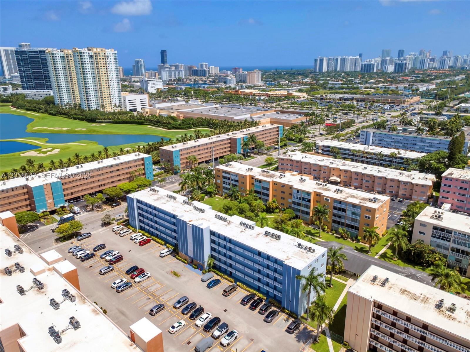 Photo of 233 14th Ave #108, Hallandale Beach, Florida, 33009 -