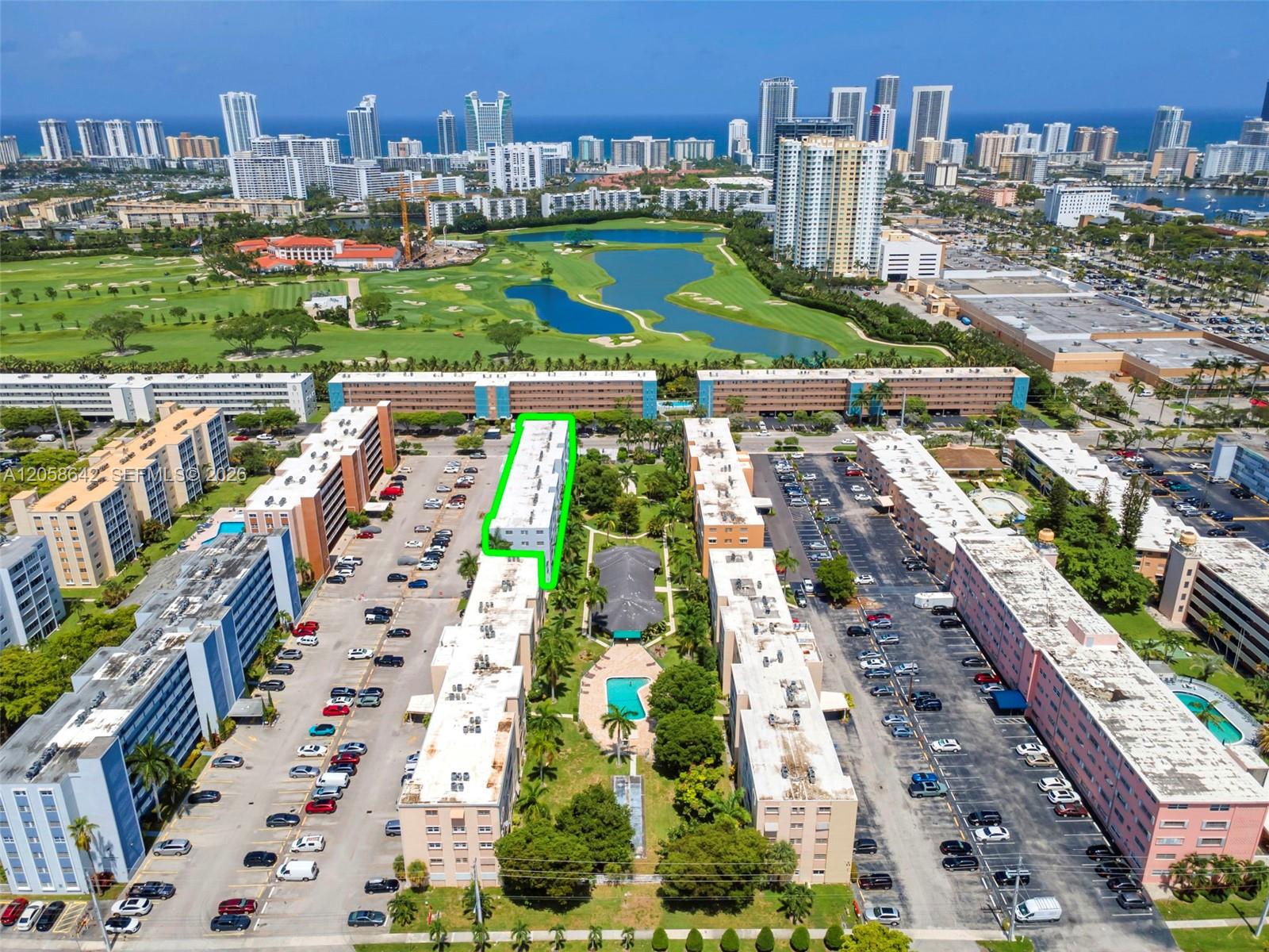 Photo of 233 14th Ave #108, Hallandale Beach, Florida, 33009 -