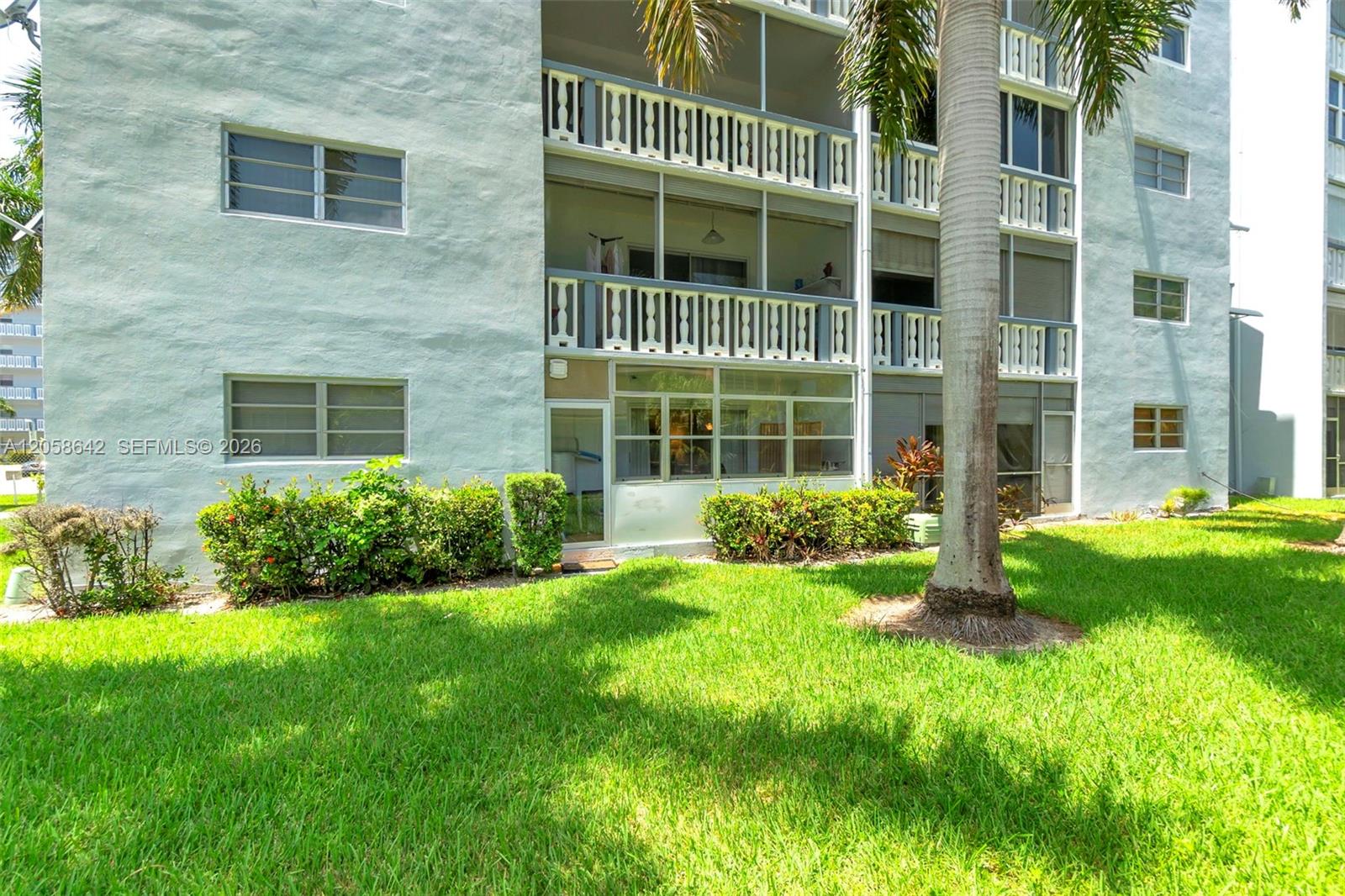 Photo of 233 14th Ave #108, Hallandale Beach, Florida, 33009 -