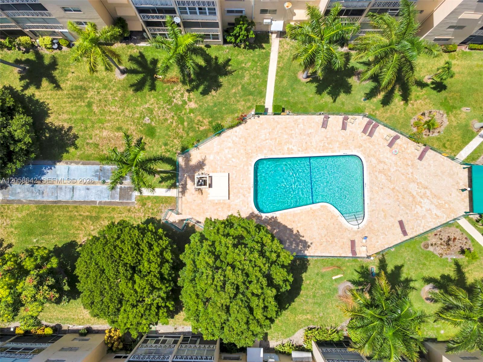 Photo of 233 14th Ave #108, Hallandale Beach, Florida, 33009 -