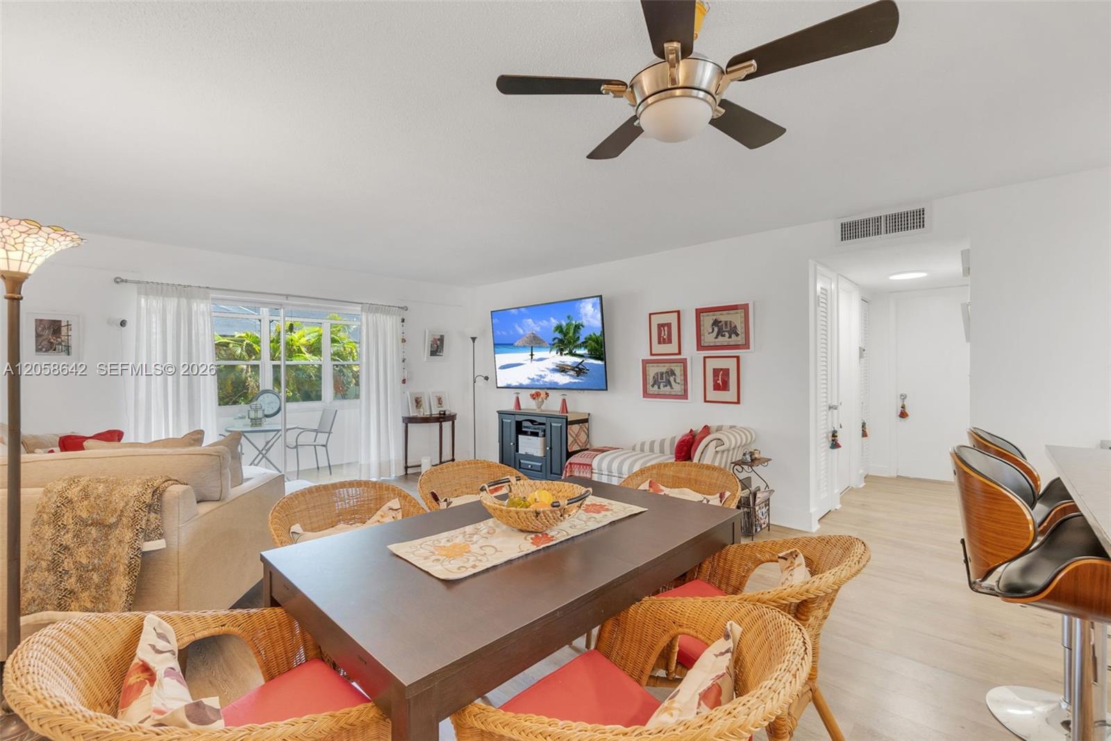Photo of 233 14th Ave #108, Hallandale Beach, Florida, 33009 -